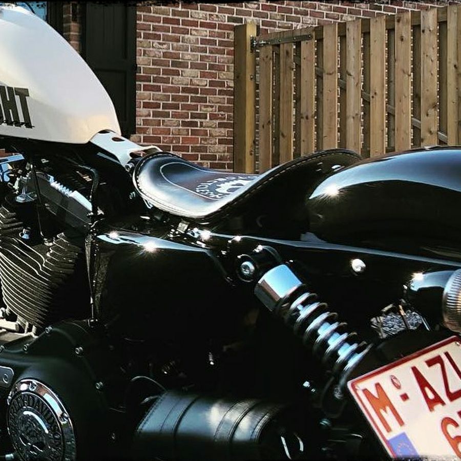 dhカスタム スポーツスター ソロシート スカル ブラック |ハーレー