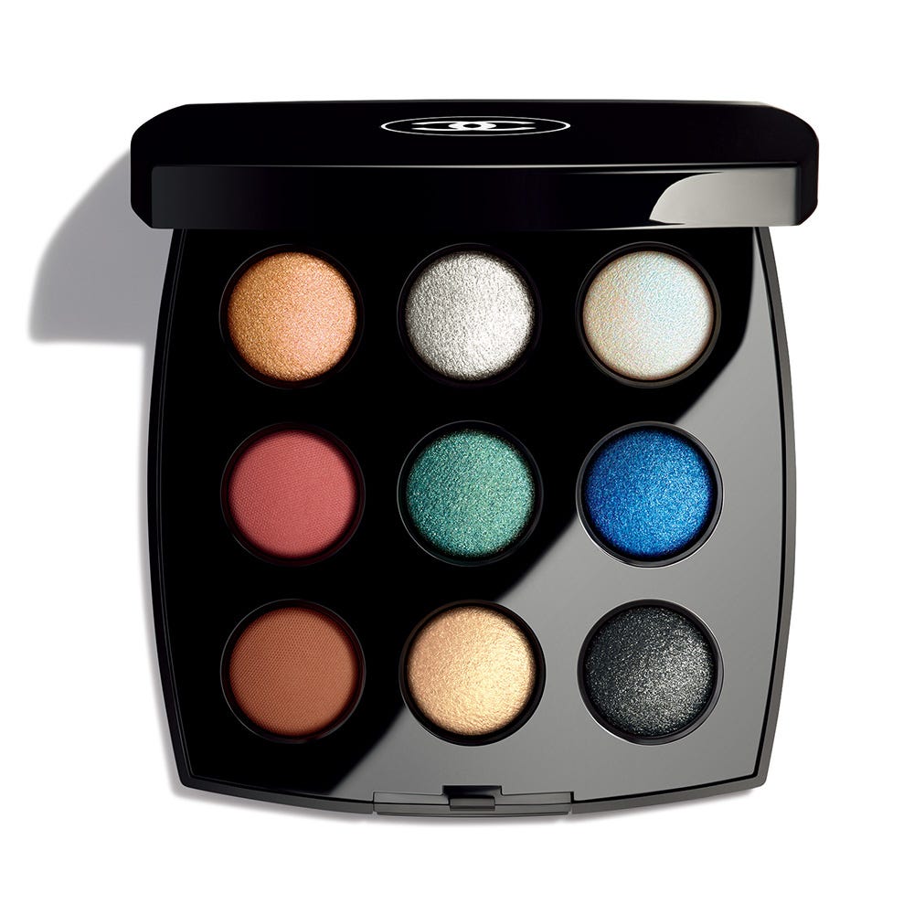 2025年版】ホリデー限定の多色パレットが豊作！「シャネル