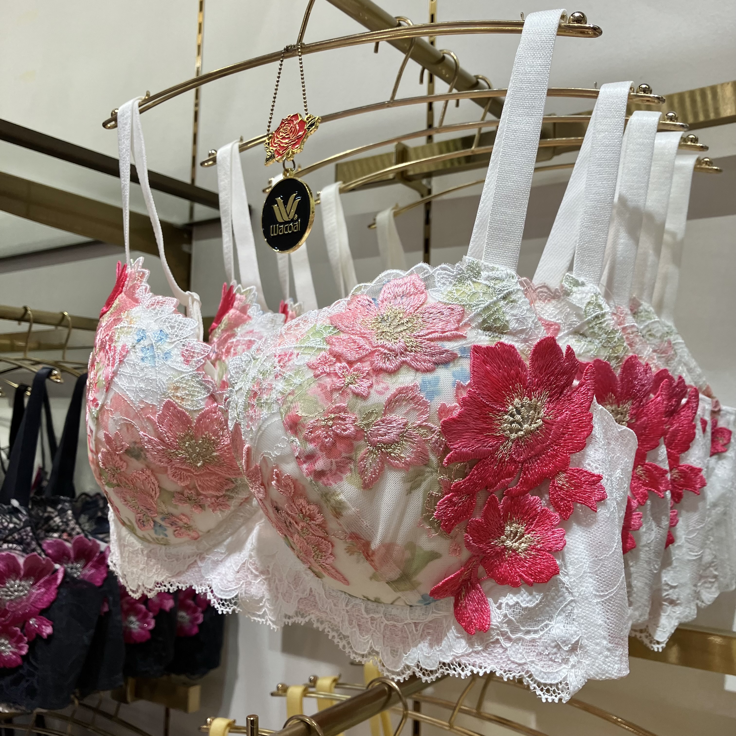 サルート新作⭐︎限定発売商品 | ショップブログ | 日吉東急アベニュー