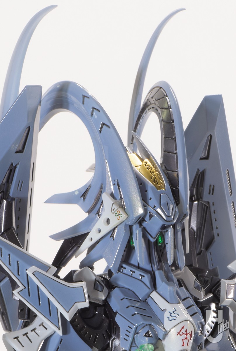 1/100サイズになったGTM“破烈の人形”こと「ザ・ダルマス」塗装見本を