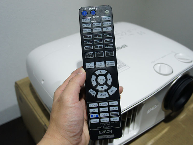 EH-TW8200Wレビュー!画質にこだわる人向けモデル！ - ホームシアターナビ