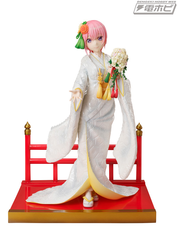 着脱可能な綿帽子もセットの美しい白無垢姿！『五等分の花嫁』中野一花