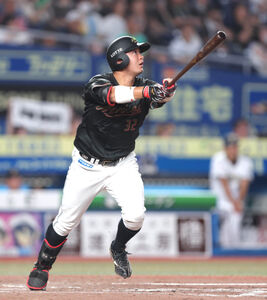 ロッテ】佐藤都志也が4回に先制3号ソロ 7月3日以来の一発に「この