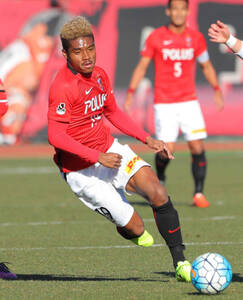 引退の中村俊輔へイタリアから「君はもうアイドルだ」 3季プレーの