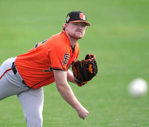 ヤクルトがDeNA戦力外の西浦直亨をコーチで招へい 現役引退なら