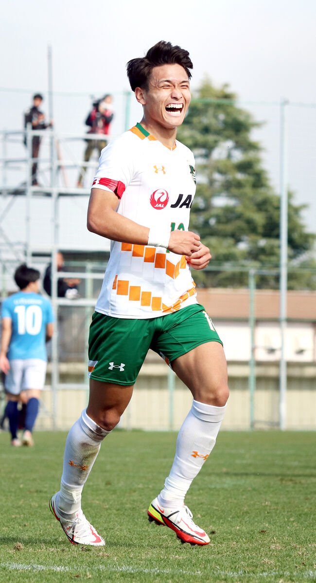 青森山田MF松木玖生 3冠へ導く・・・100回目のキックオフ 全国