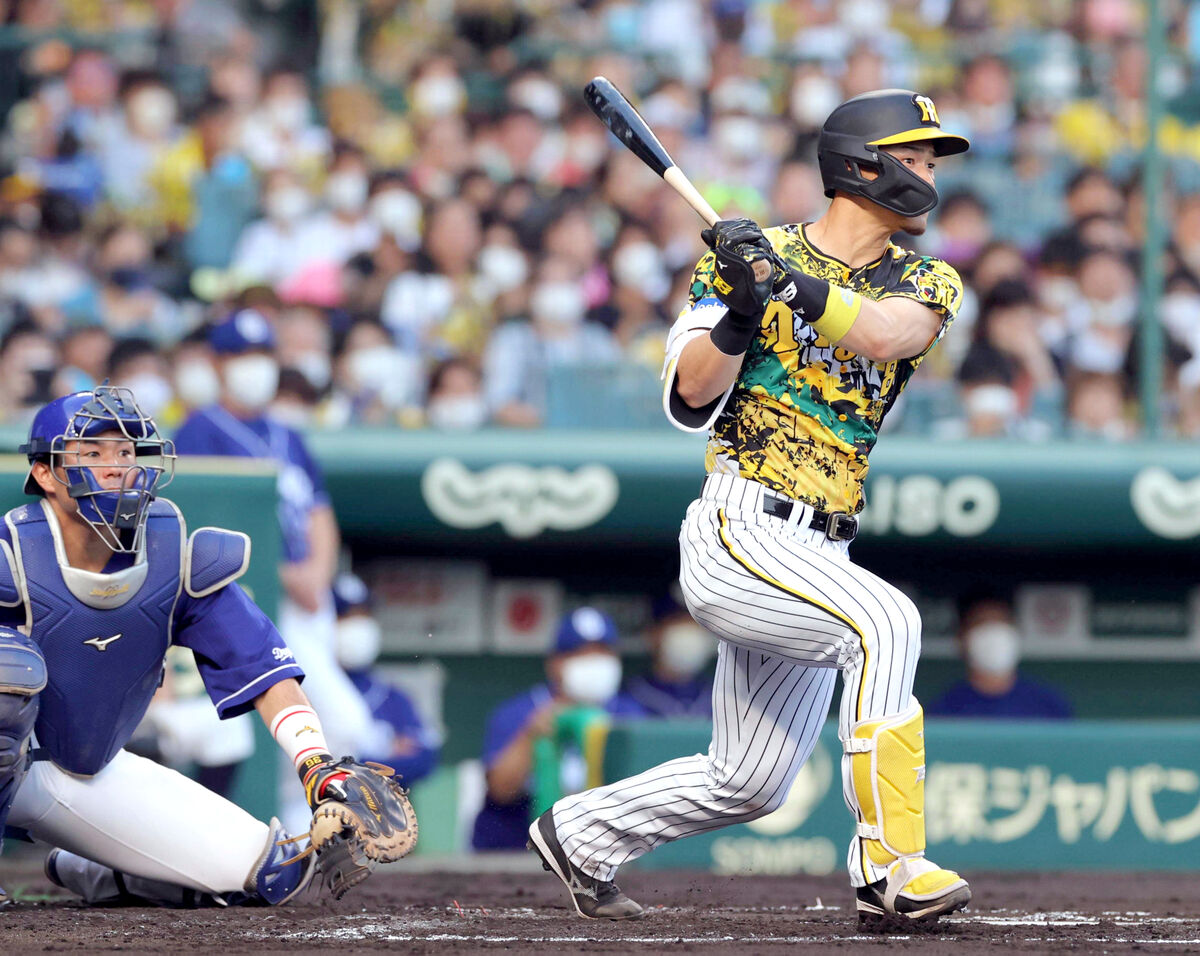 阪神タイガース 佐藤輝明 ウル虎の夏2024 レプリカユニフォーム O