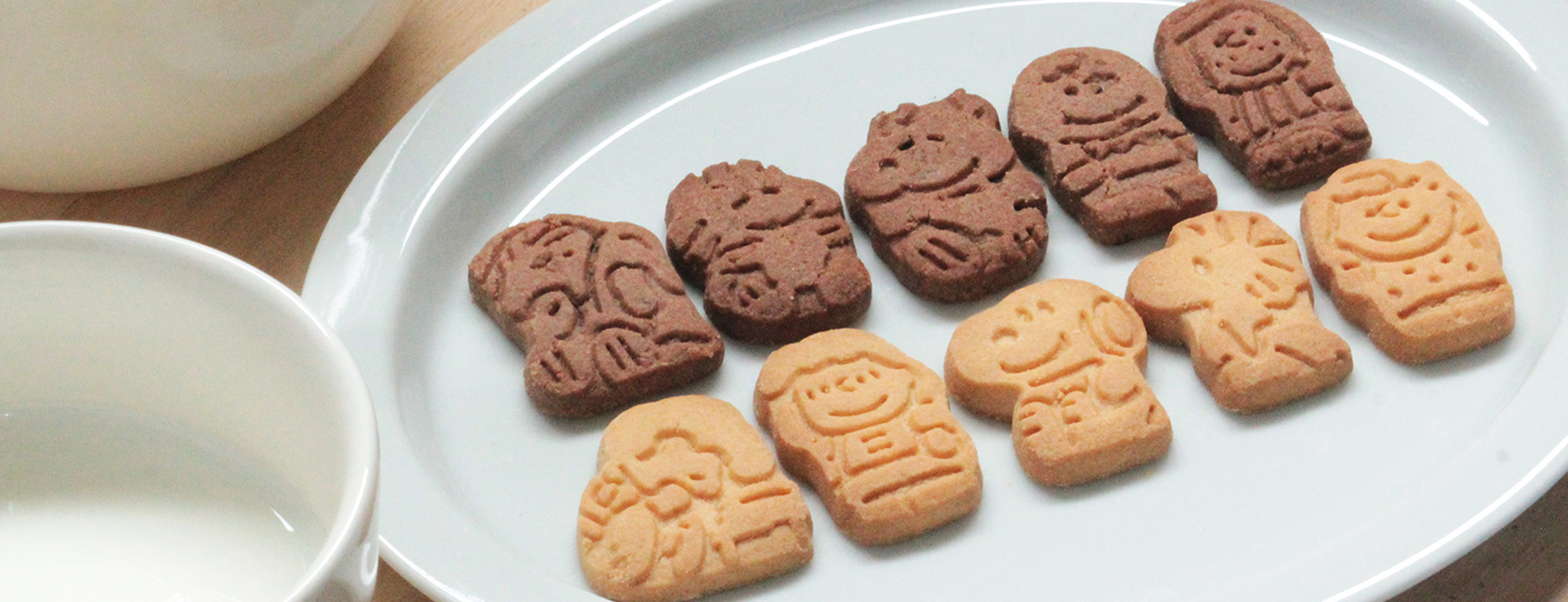 ムーミンビスケット缶 | hokka/ホッカ 北陸製菓株式会社