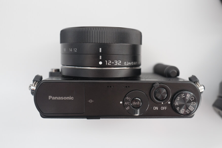 Lumix GM1レビュー。手のひらサイズのかわいいカメラで小さいけれど