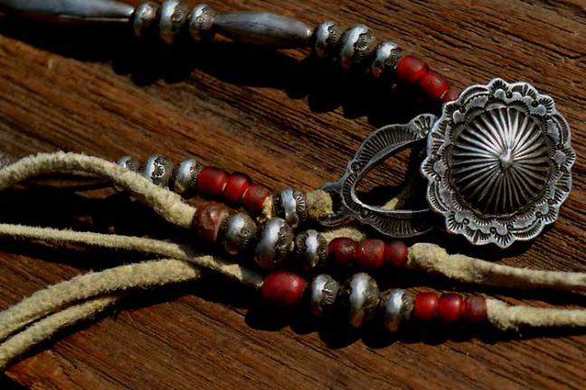 Antique white hearts × TQ Beads Necklace ( アンティーク ホワイト