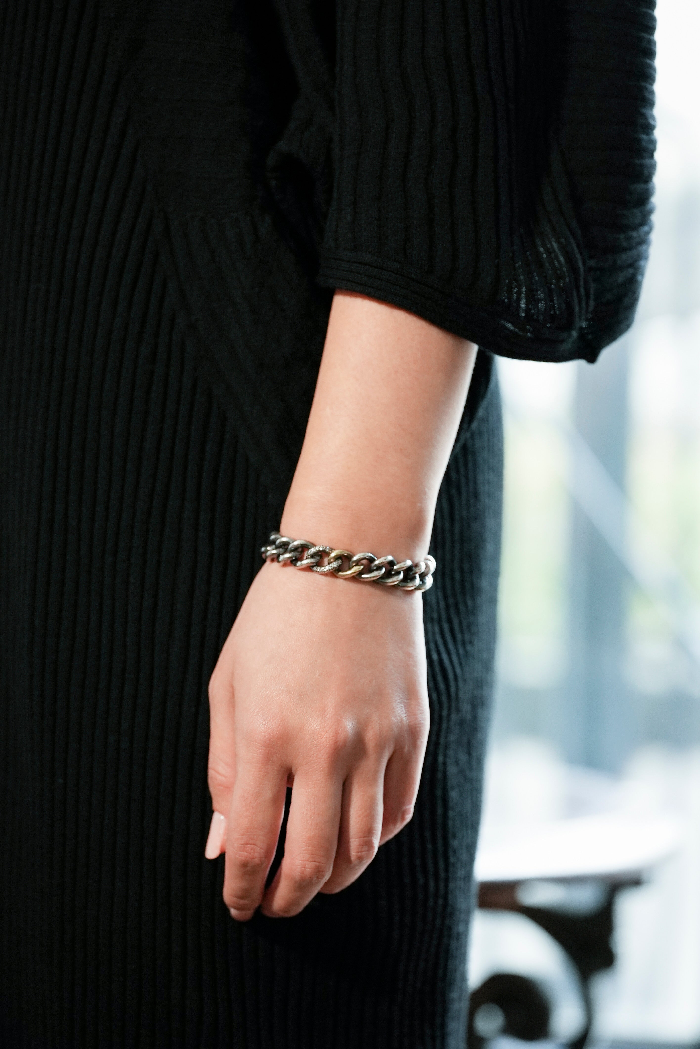 image0.jpg?v=1711522780&width=1024