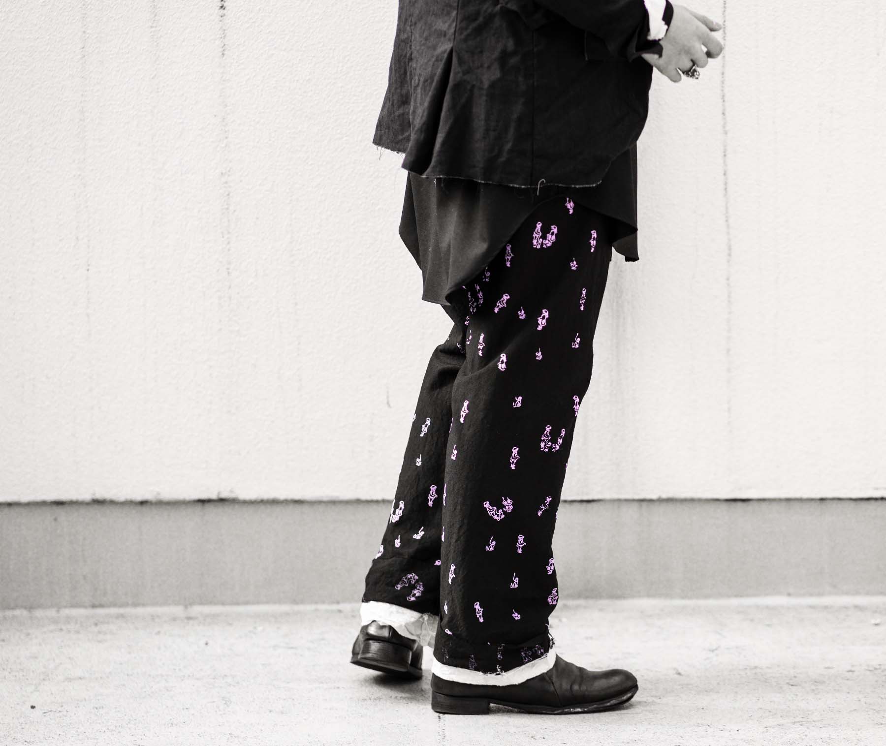 ELENA DAWSON DRAWSTRING PANT with PINK print | HUES 福岡セレクト