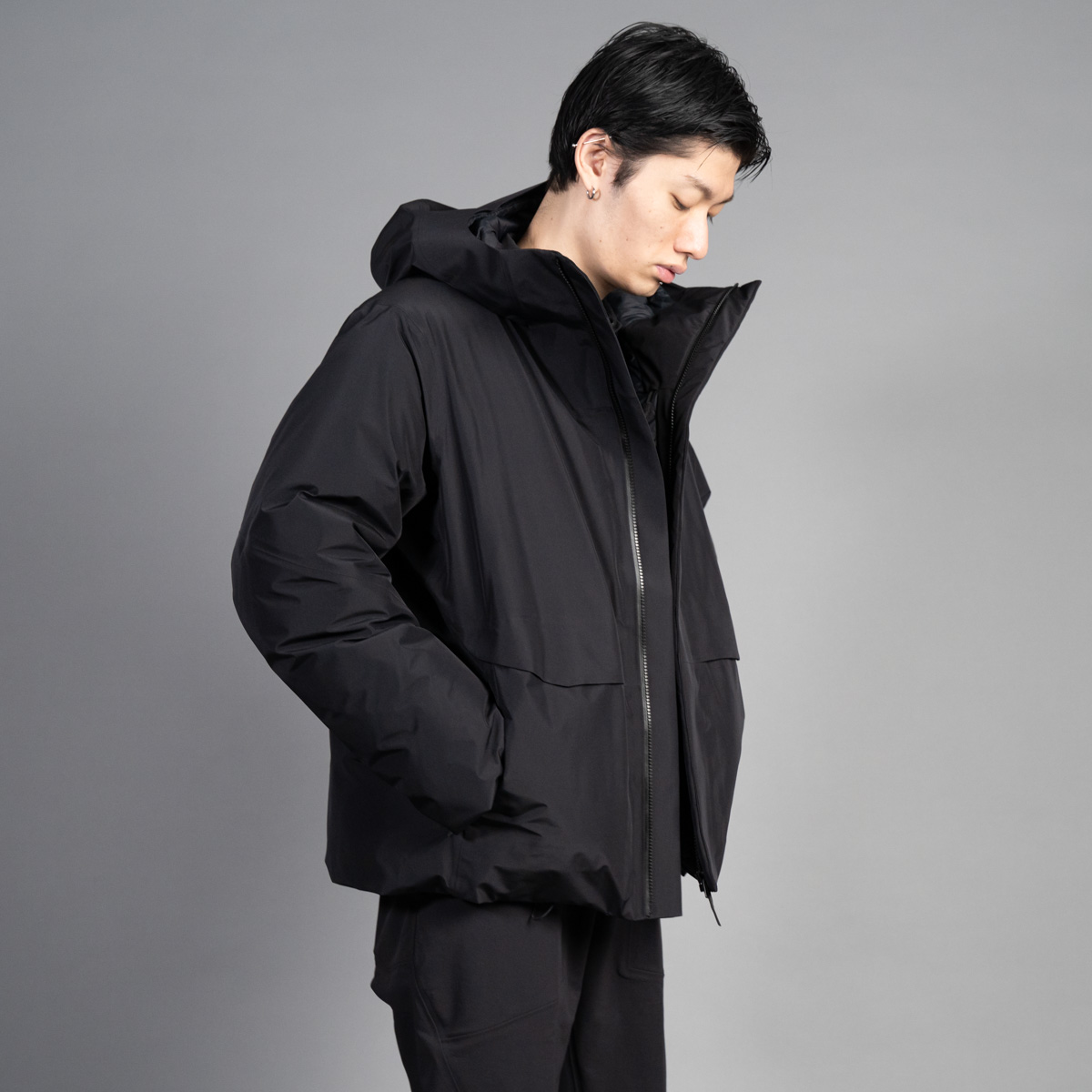 アークテリクスヴェイランスの SORIN DOWN JACKET | HUES 福岡セレクト