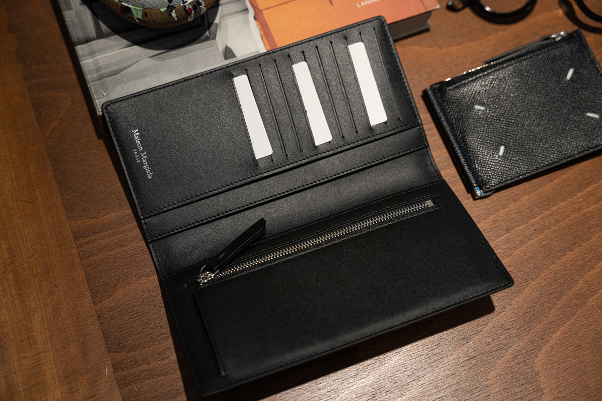 メゾンマルジェラのロングウォレット | HUES 福岡セレクトショップ