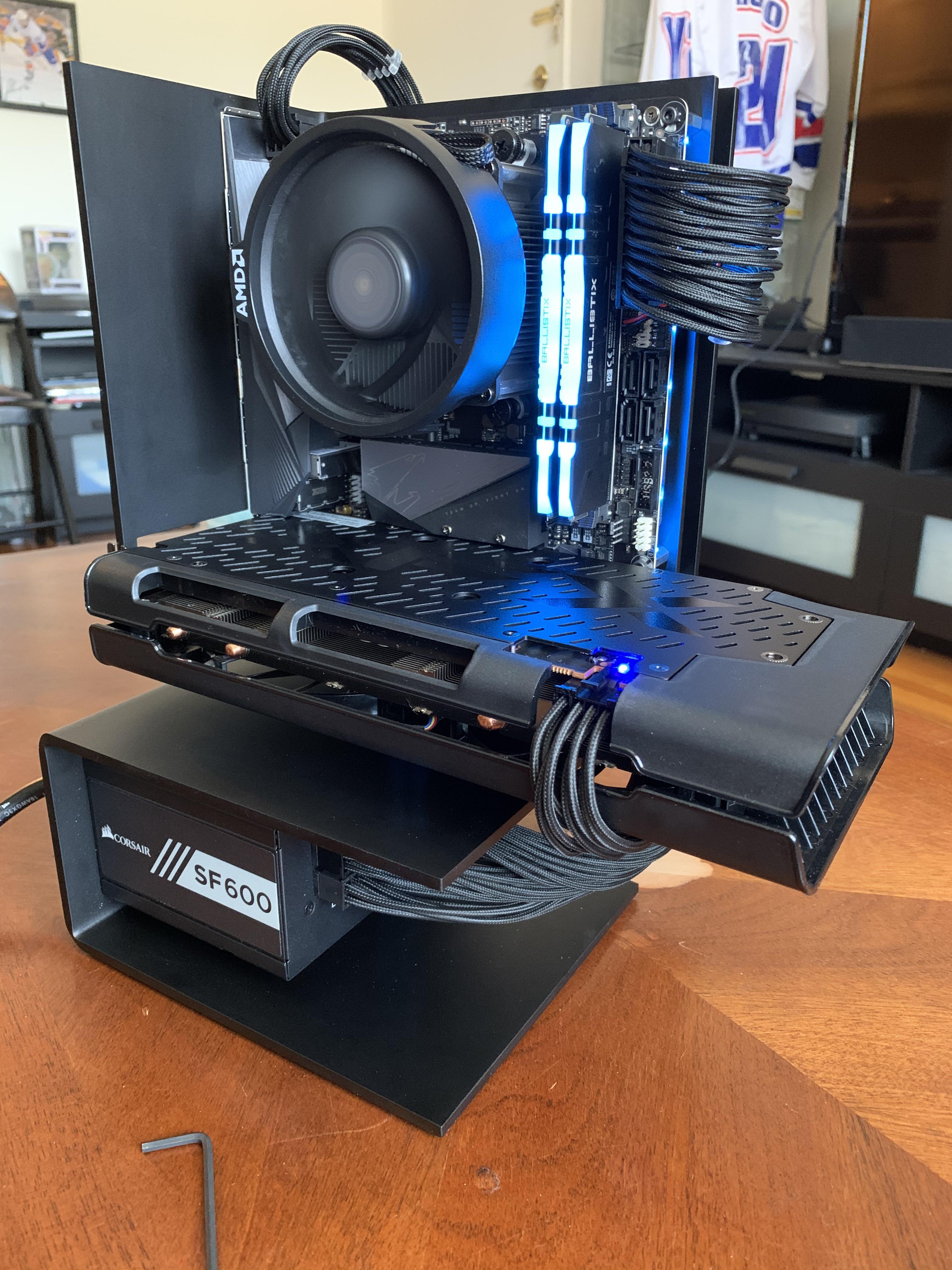 My art piece, love the Yuel Beast Motif Monument case! What do y