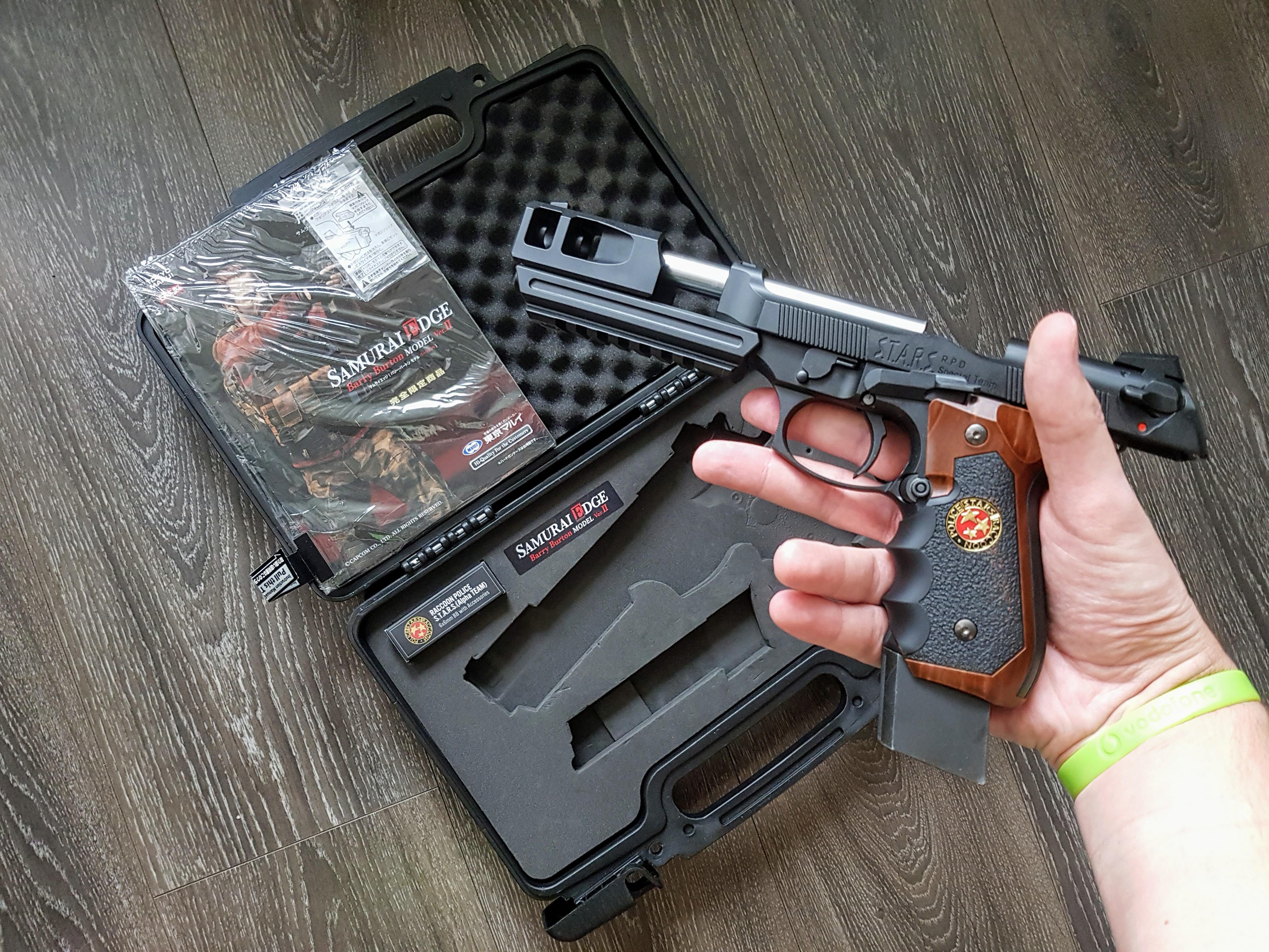 My Samurai Edge (model Barry Burton v2 - Tokyo Marui GBB). This is