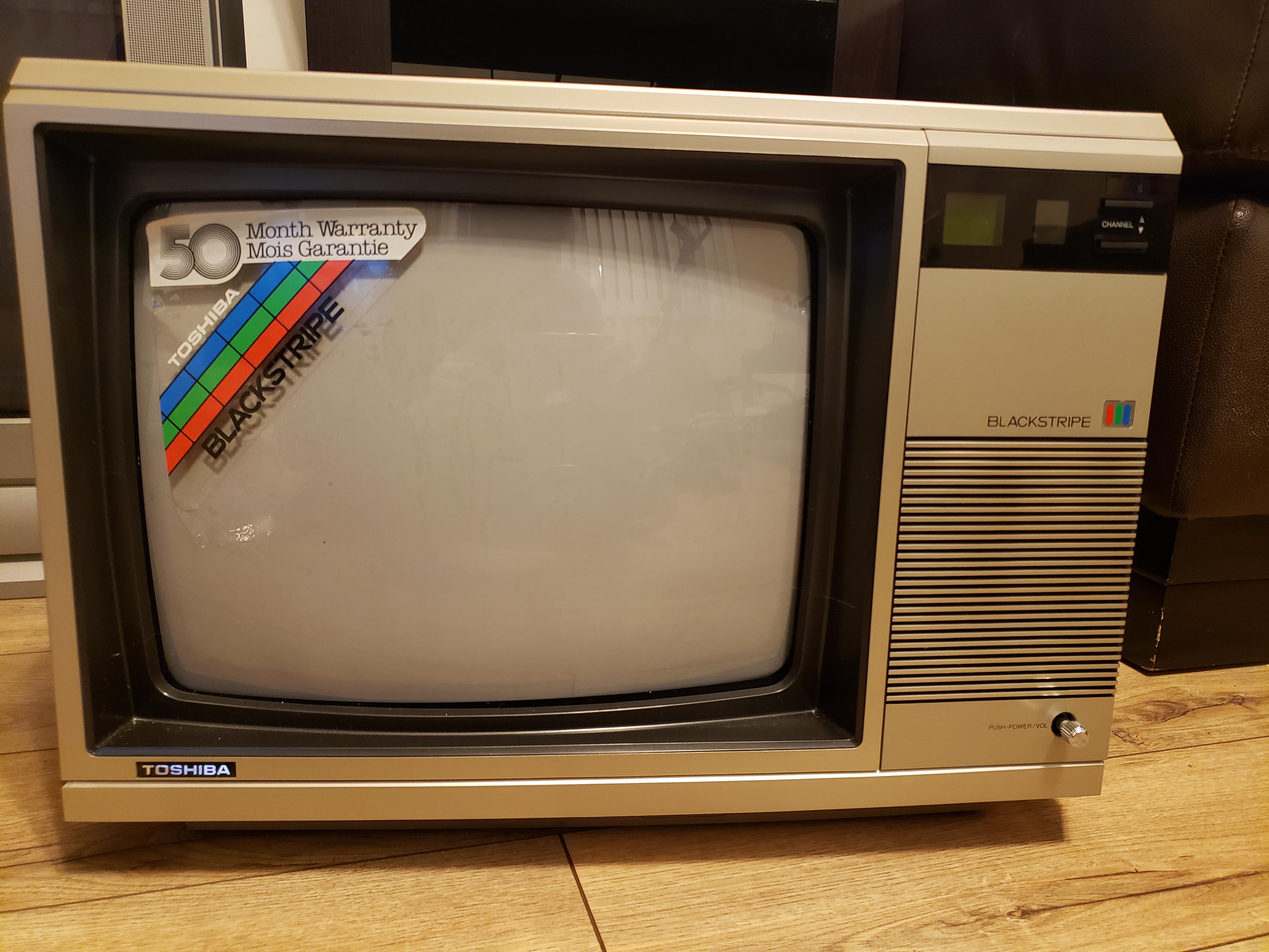 Picked up this 13inch Toshiba Blackstripe TV today for $10. Came