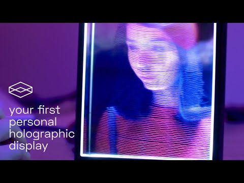 Looking Glass Portrait - Your first personal holographic display