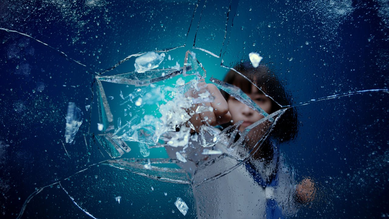 CGじゃない！広瀬すず、パンチで氷叩き割る！「マイティアCLブランド