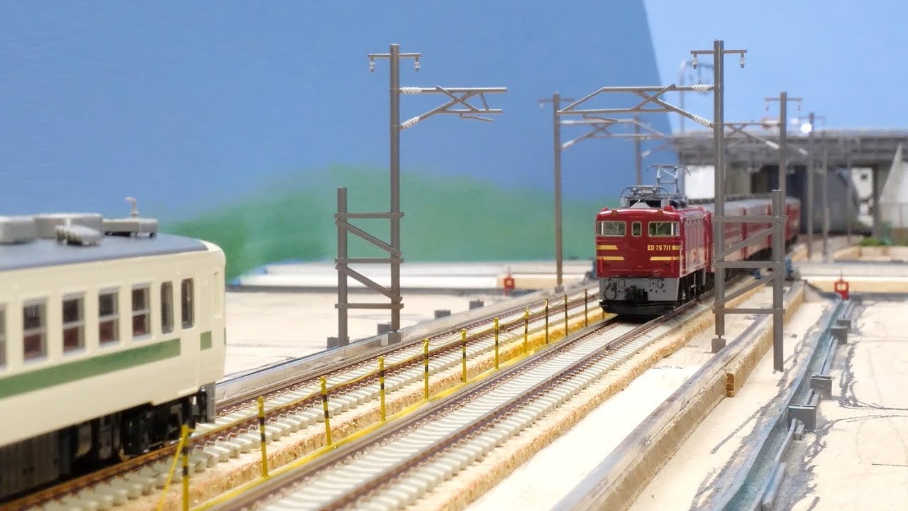 N] Idyllic countryside diorama ③overhead line poles / Railway