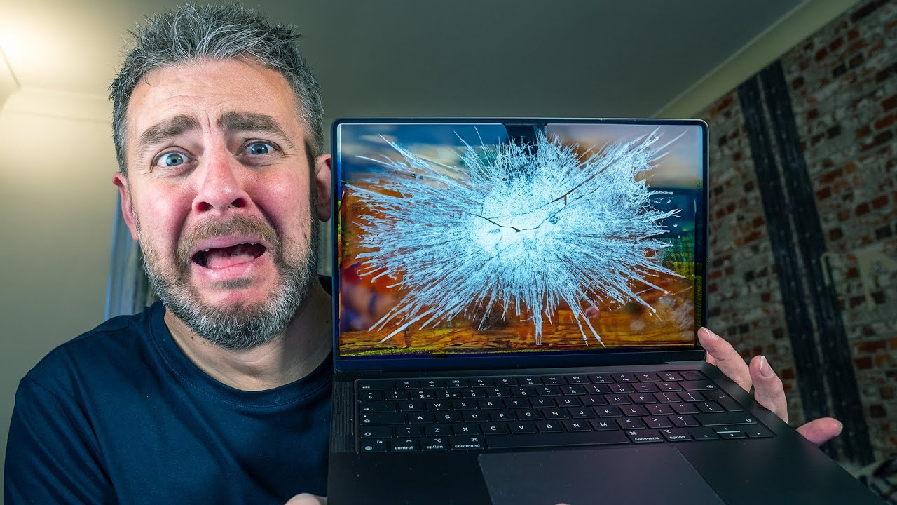 Protect Your Macbook Pro - Tech 21 EVOWAVE Macbook Pro 14