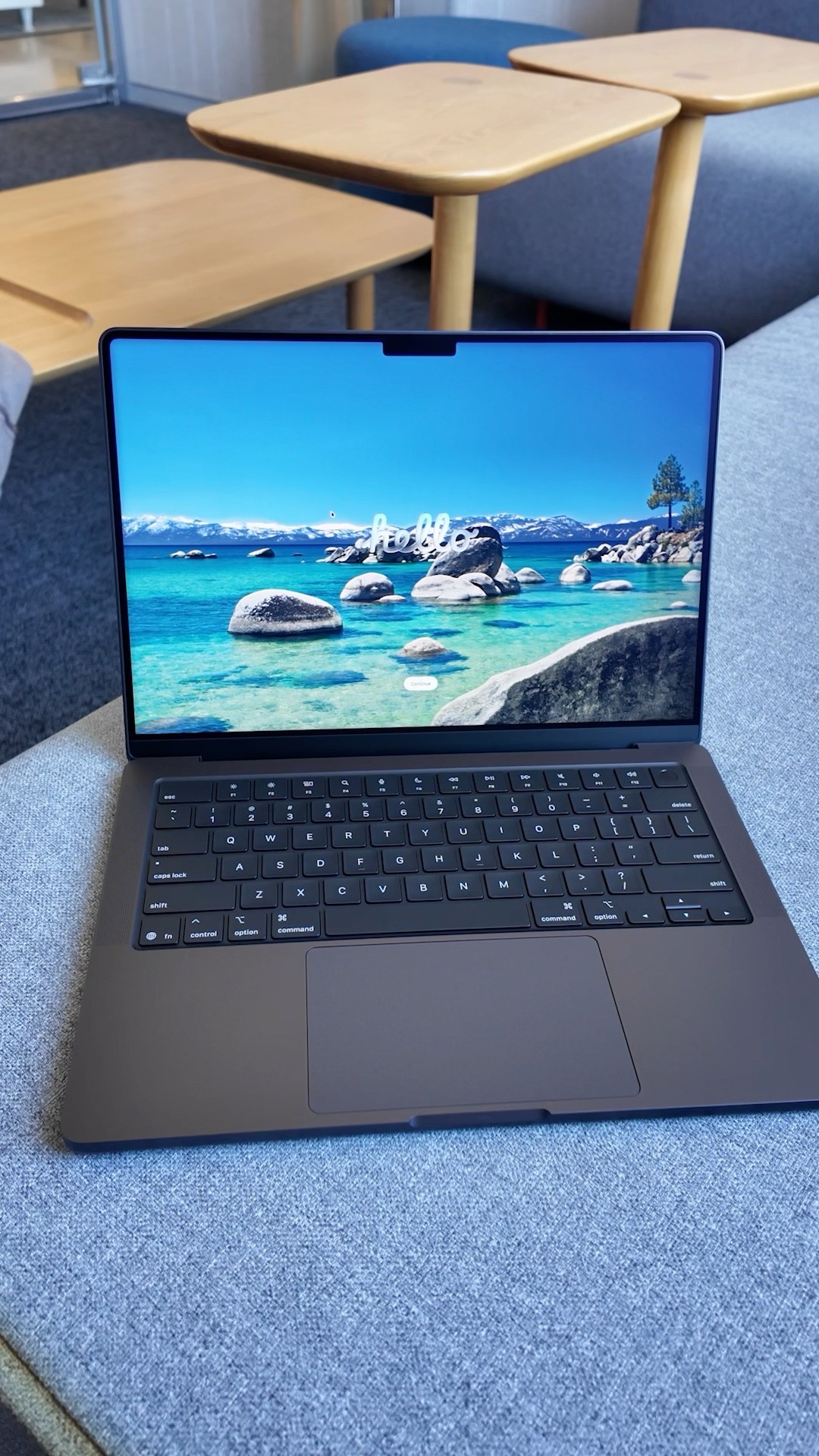 Unboxing Apple's 14-Inch M5 MacBook Pro with the Nano-Texture