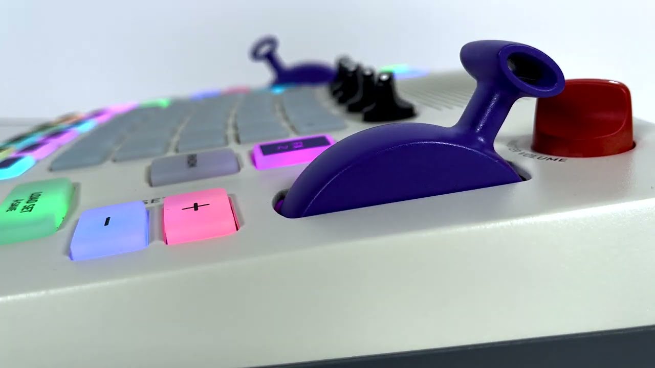 Playtime Engineering キッズ向けシンセ ” Blipblox SK2 ” / グルーヴ