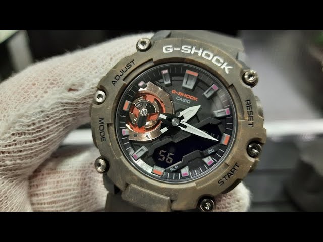 NEW CASIO G-SHOCK GA-2200MFR-5AER - YouTube