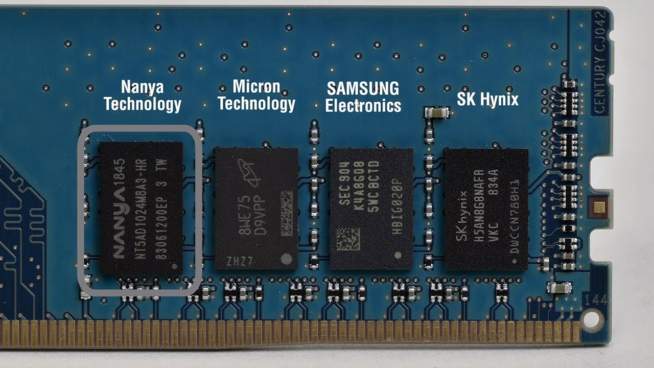 4メーカーのチップを混載したDDR4メモリ」をセンチュリーマイクロが