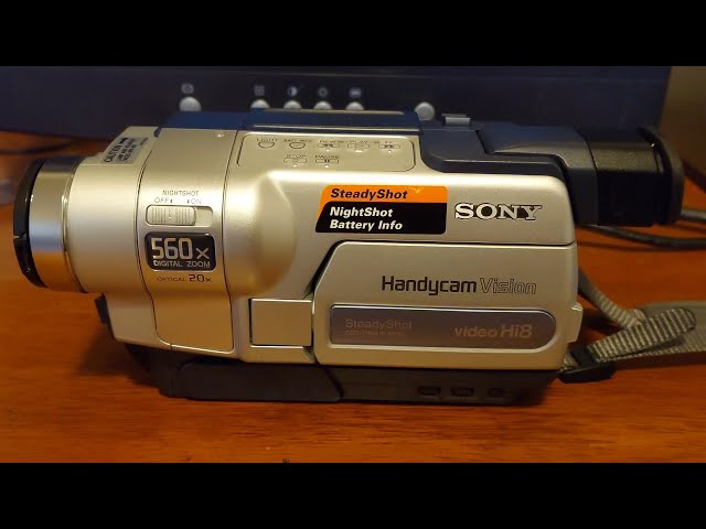 A Camcorder That Takes Hi8 Tapes - Sony Handycam CCD-TRV318 - YouTube