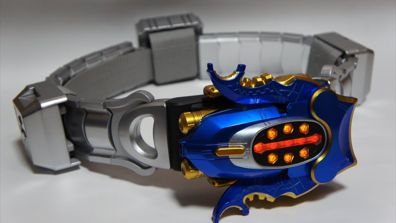 仮面ライダーカブト CSM ガタックゼクター Kamenrider Kabuto - YouTube