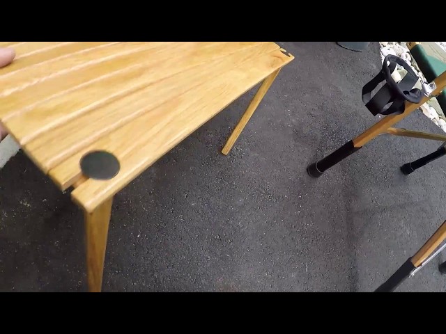 Product Review: Kermit Chairs and Kermit Wide Table (with Leg