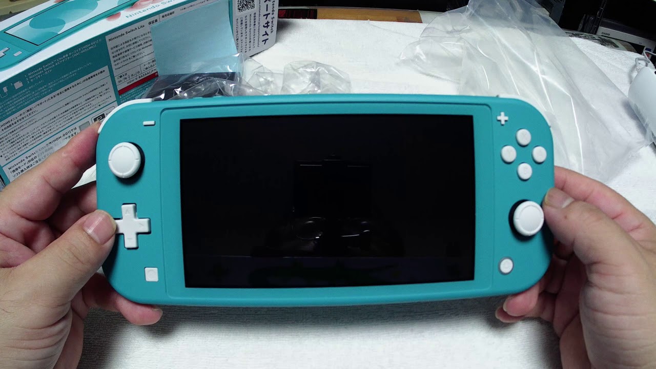 Nintendo Switch Lite ターコイズ 欠けてます Nintendo Switch Lite