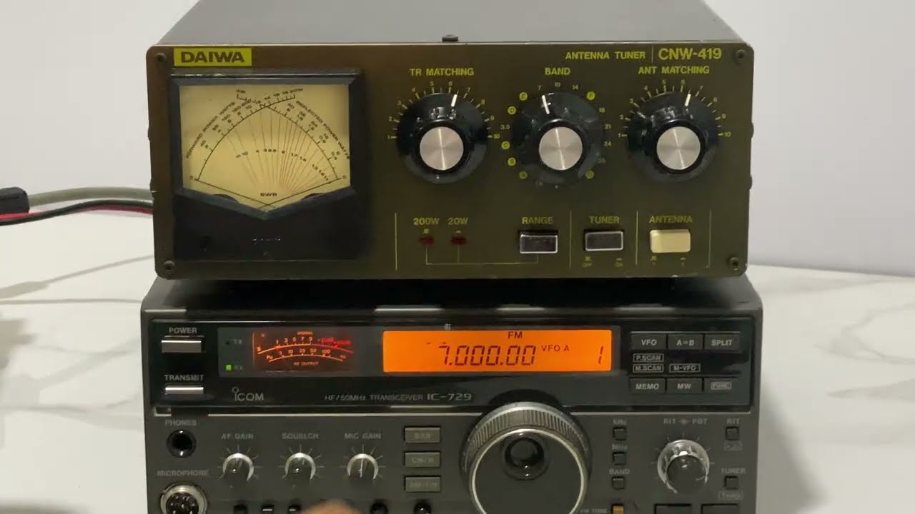 Daiwa CNW-419 HF Antenna Tuner PEP 500W - YouTube