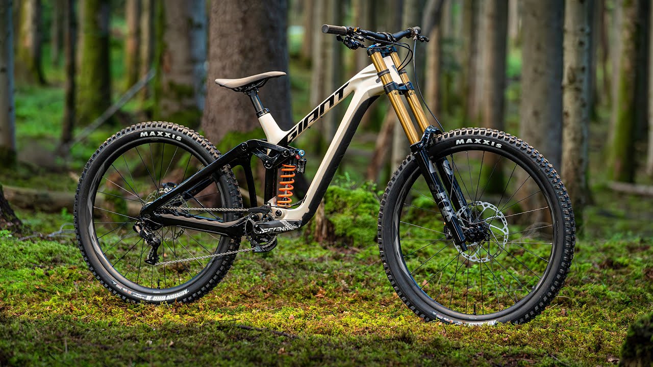 Introducing the 5th Generation Giant Glory Downhill Bike