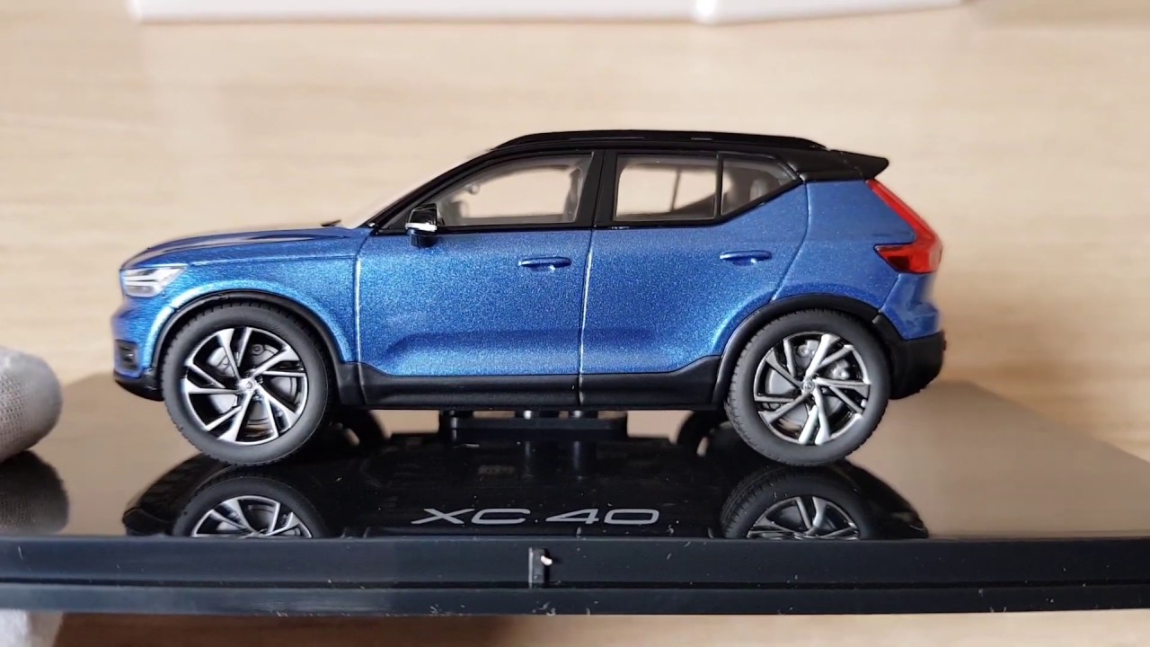 Miniatura Volvo XC40 2018 1:43 Bursting Blue Kyosho - YouTube