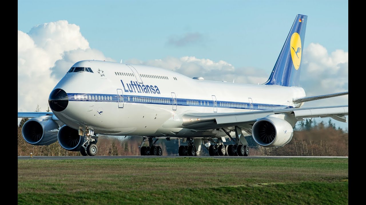 Lufthansa's latest Boeing 747-8I (D-ABYT) special colorful retro