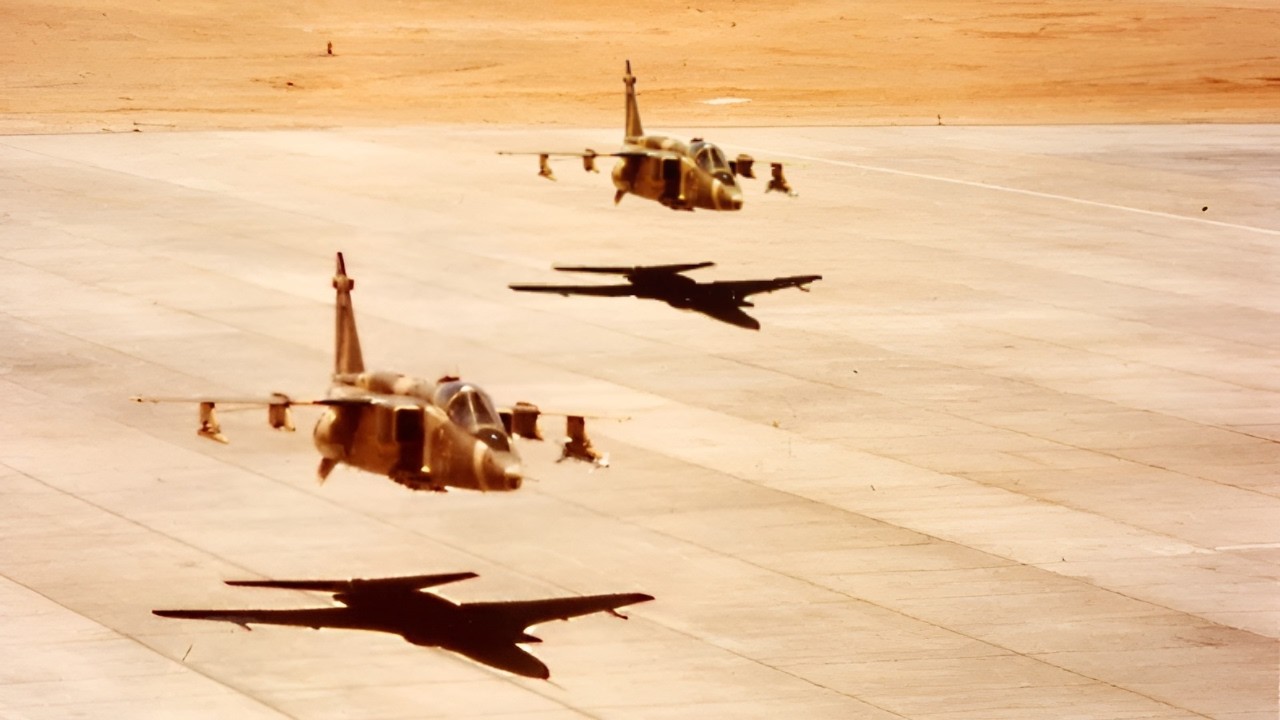 SEPECAT Jaguar: The Cat with Claws. From the Cold War to the Gulf