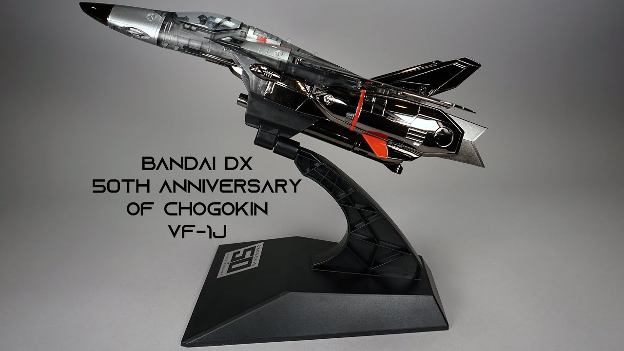 Bandai DX VF-1J Chogokin 50th Anniversary Review - YouTube