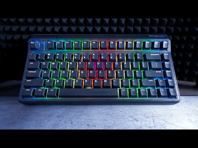 IQUNIX OG80 Dark Side - Unboxing & Stock Sound Test - YouTube