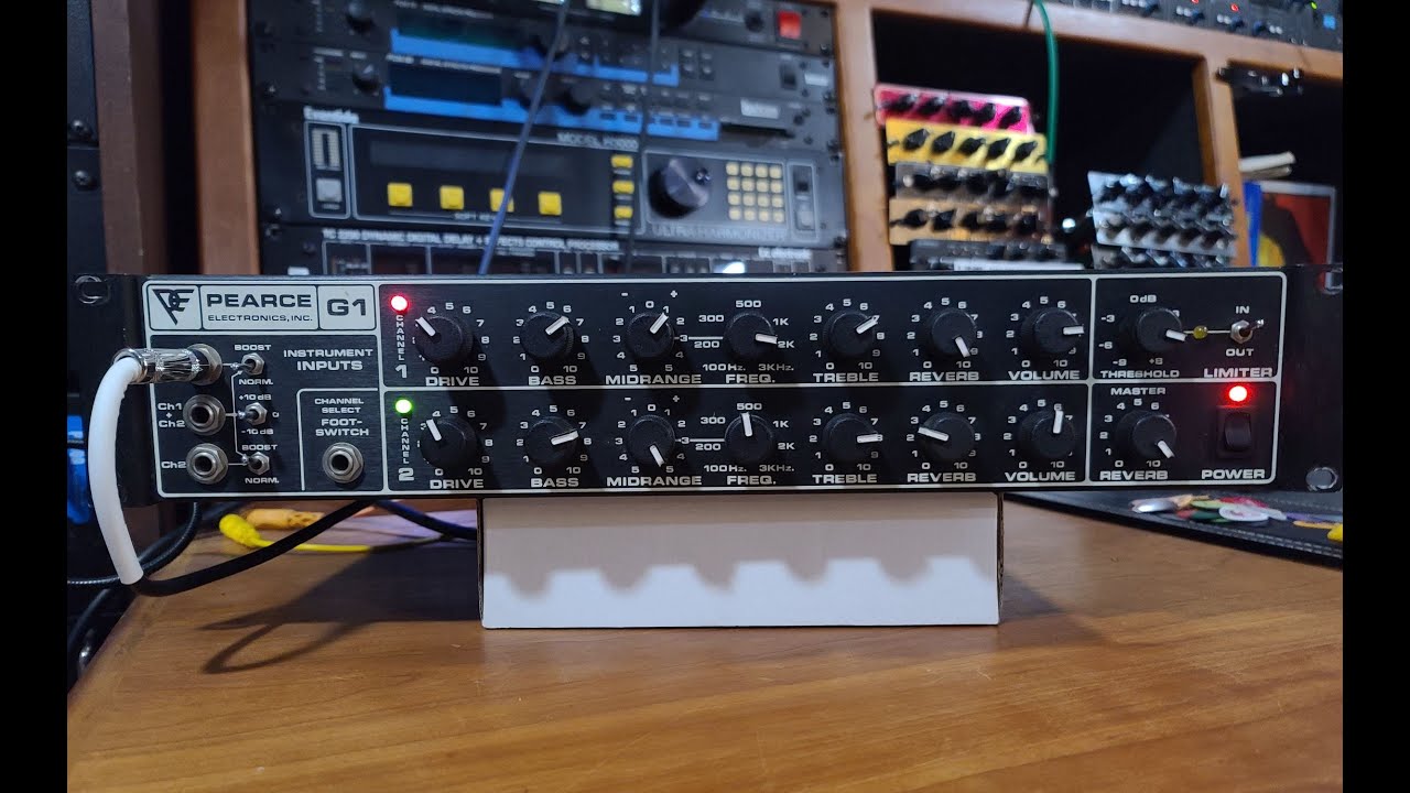 What's in the box - Episode 7 (Pearce G1 Guitar Preamp) - YouTube