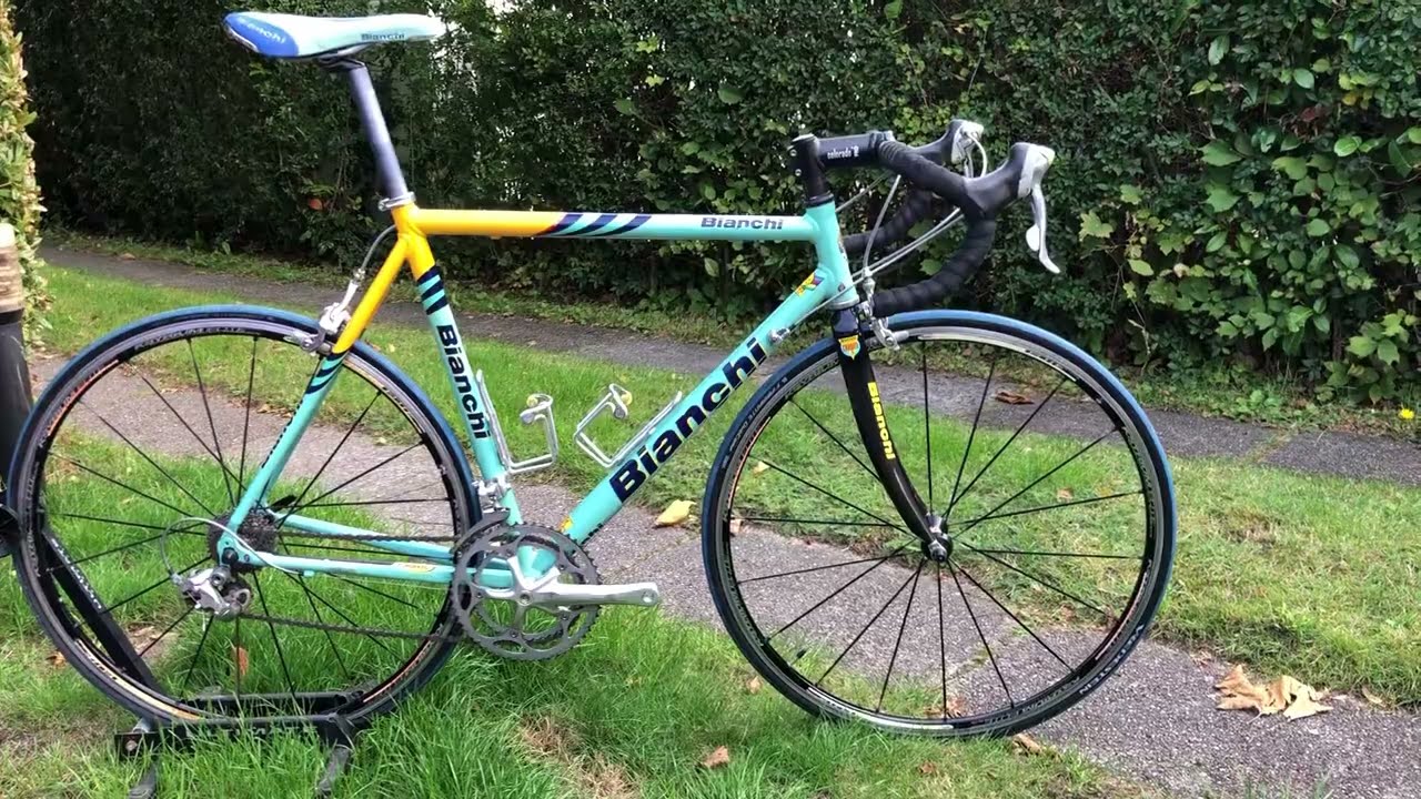 Vintage Retro bike Bianchi Lite Alloy Reparo corse pantani - YouTube