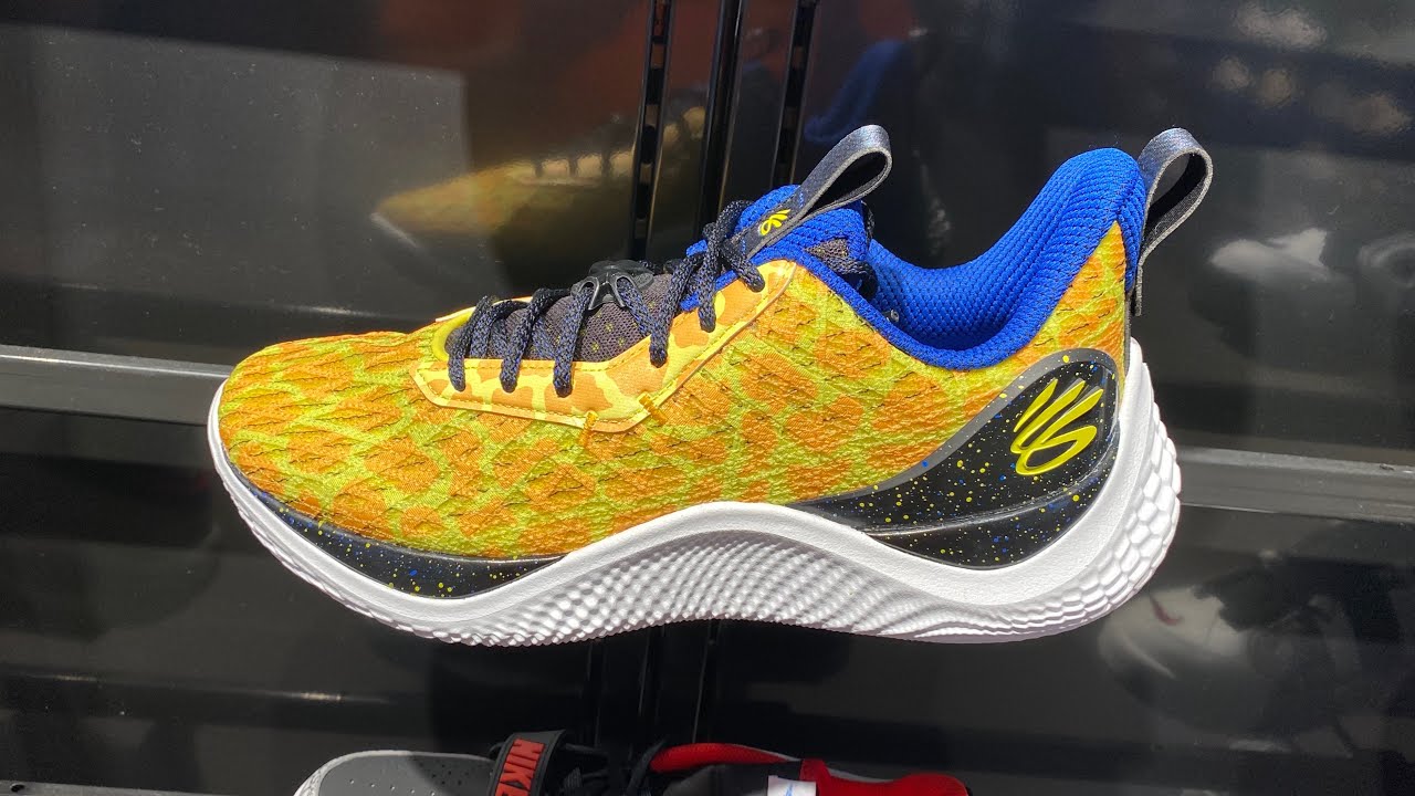 Under Armour Curry Flow 10 “Bang Bang” (Steeltown Gold/Black