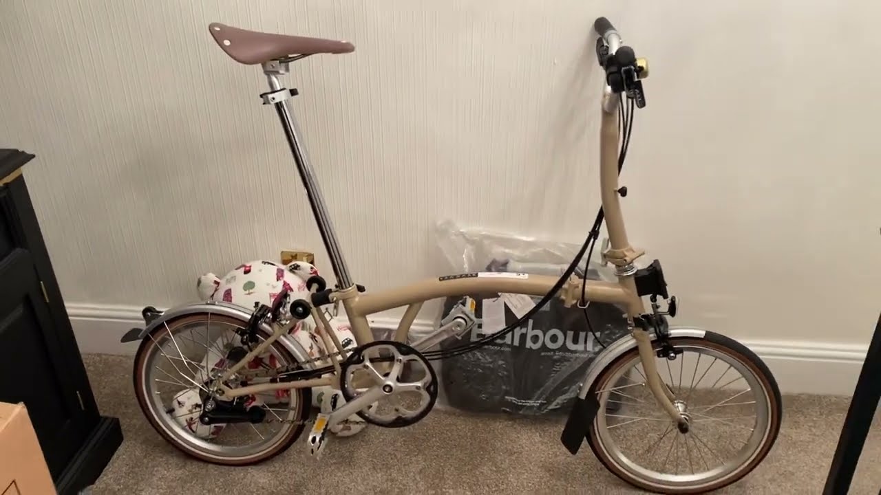 Brompton Barbour V2 2022 - YouTube