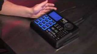 Open Box Akai Professional XR20 Beat Production Station | Guitar