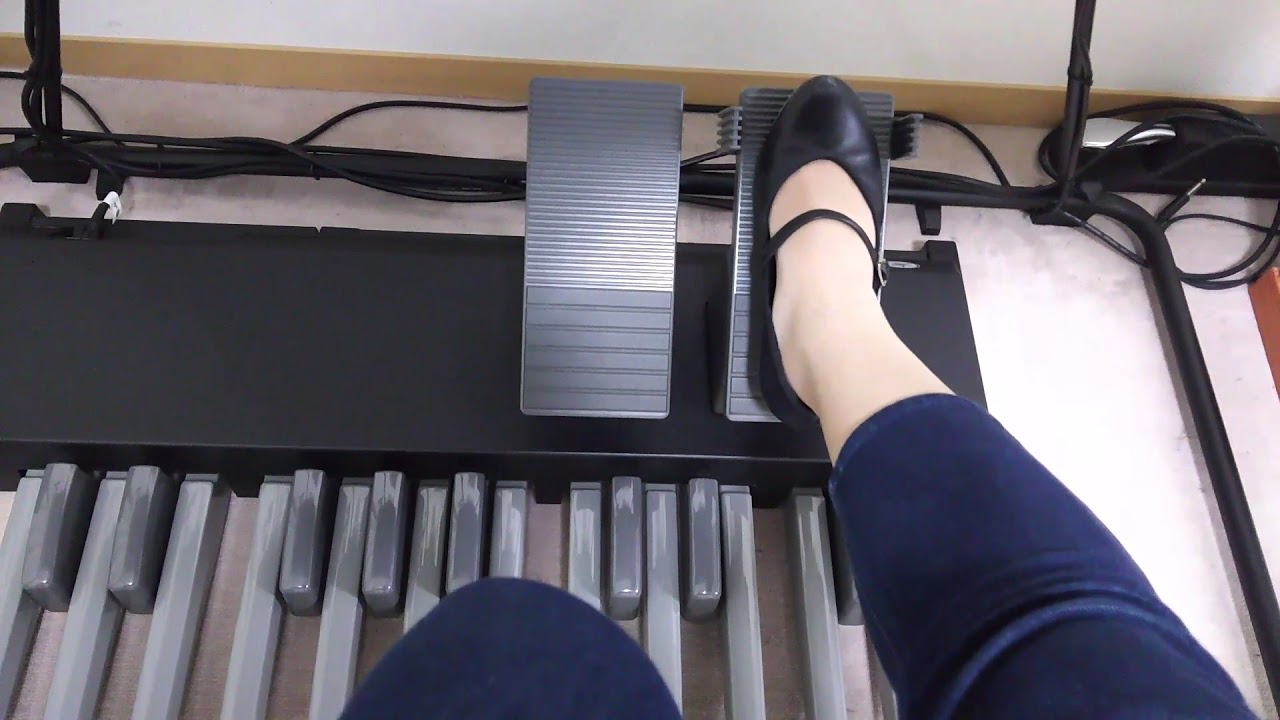 エレクトーンのペダルはどんなことができるの？その1 - YouTube