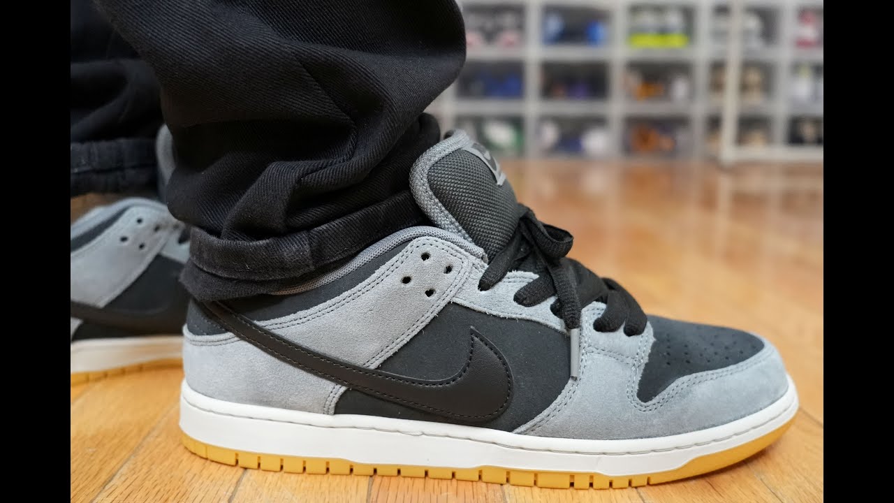Nike SB Dunk Low Pro 