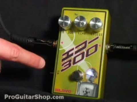 Malekko Echo 300 Bright Analog Delay Pedal - YouTube