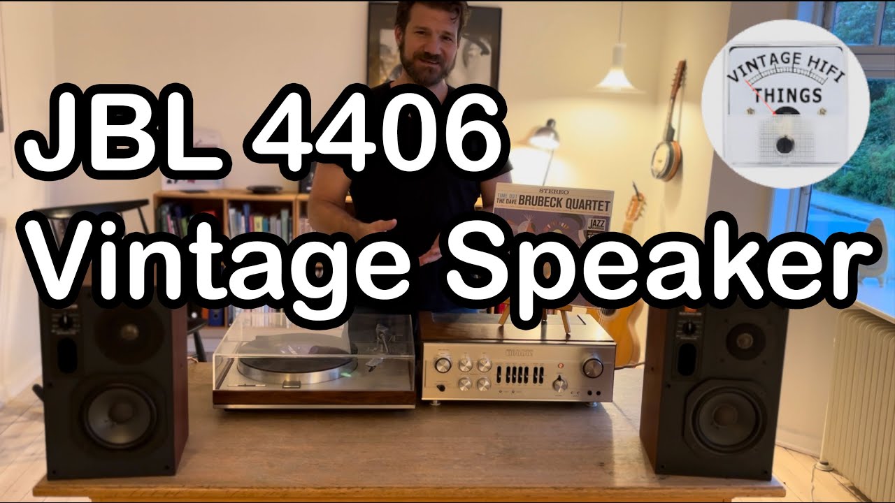 Short Demo of JBL Model 4401 Control Monitor Studio Monitors