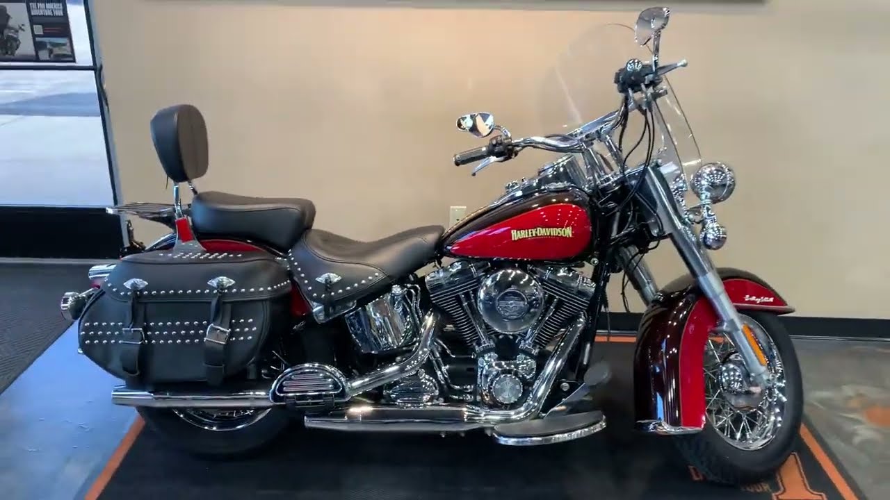 2010 Harley-Davidson Softail Heritage Classic in Merlot Sunglo